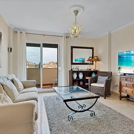 Apartment Lovely Penthouse In Pacos Fuengirola