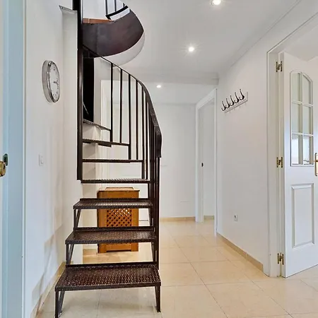 Lovely Penthouse In Pacos Apartment